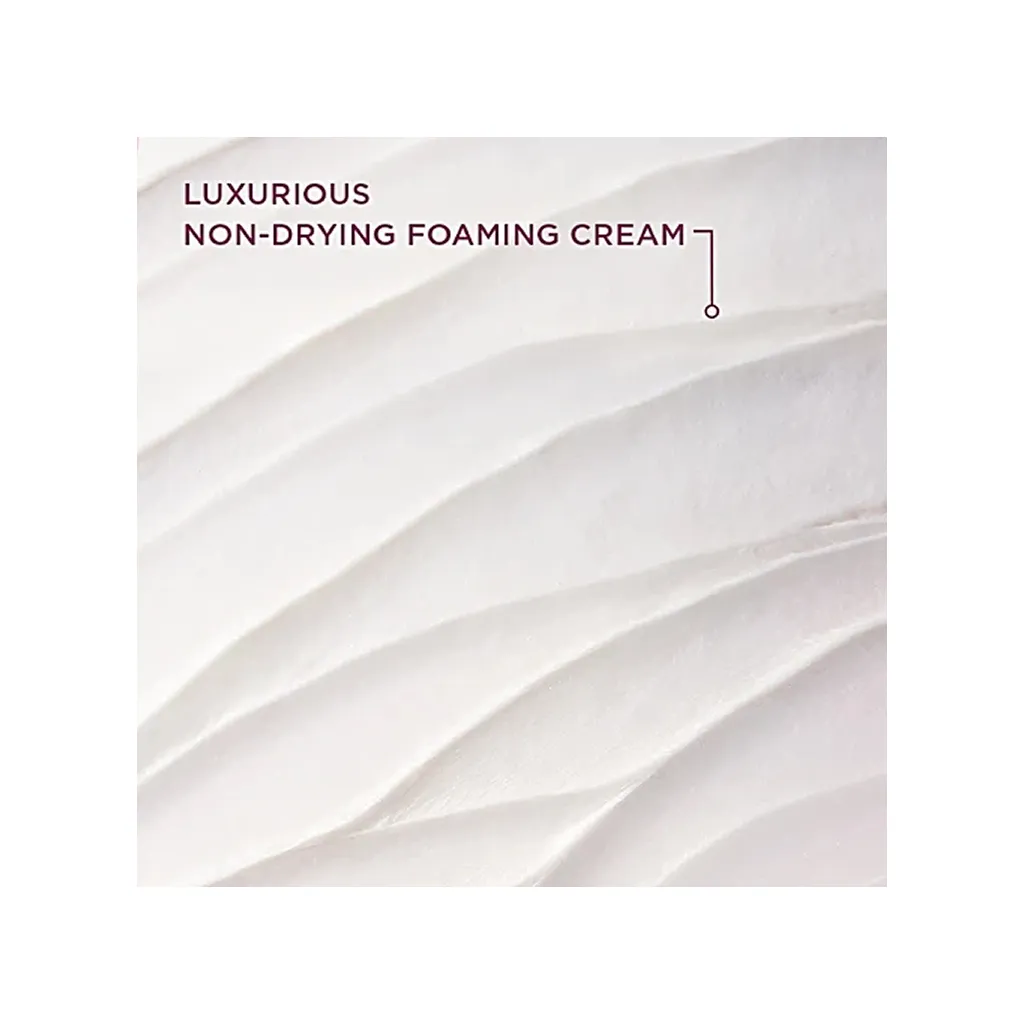 Pond's Bright Beauty Spot Less Face Wash 3