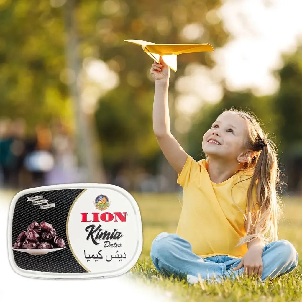 Lion Kimia Dates 6