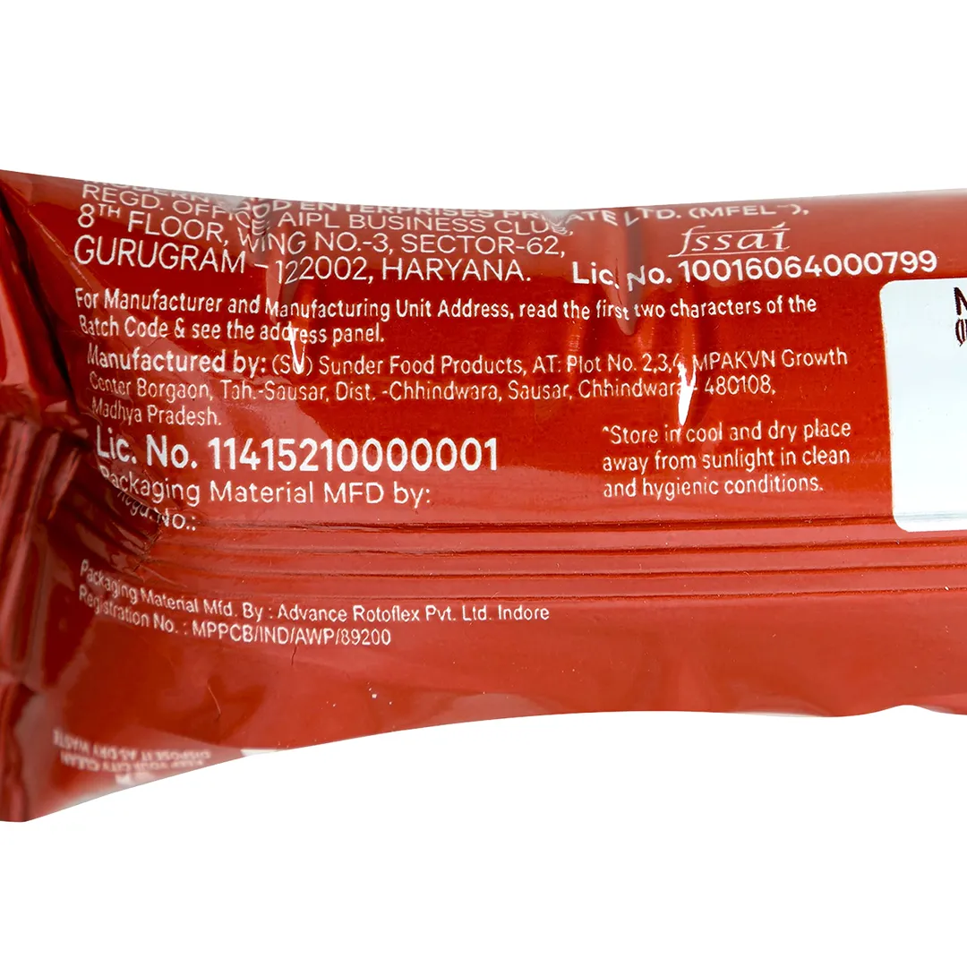 Modern Creme Bite Choco Layer Eggless Cake 2