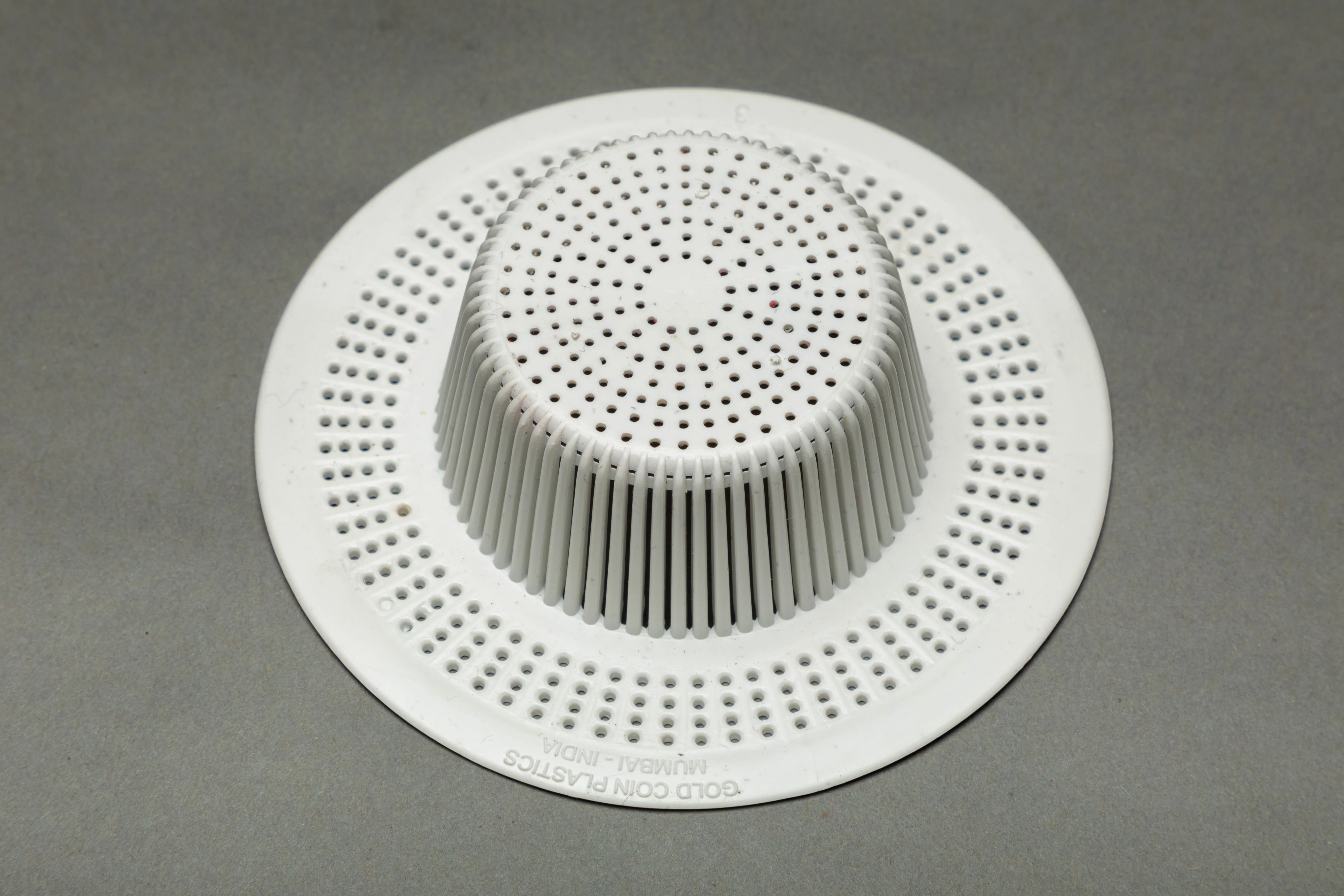 SH Plastic Sink Strainer - Assorted 2